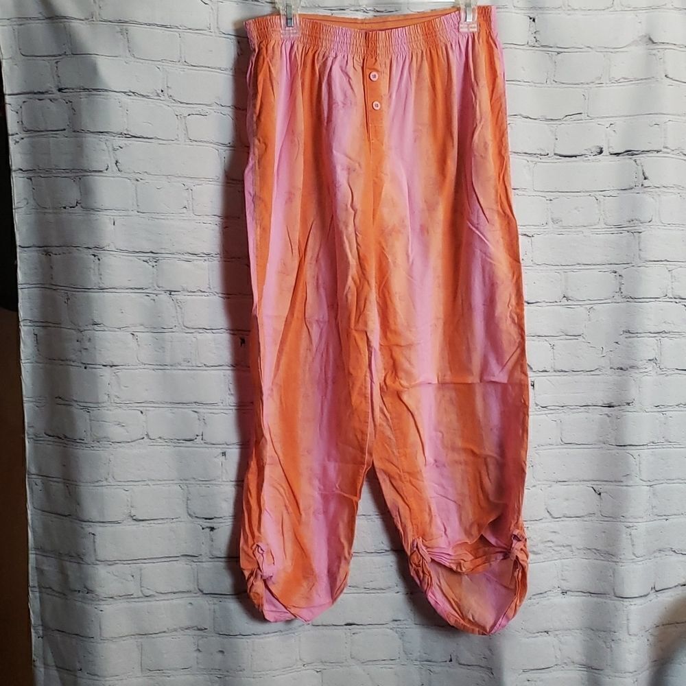 ‎Floral No Boundaries Pajama Pants